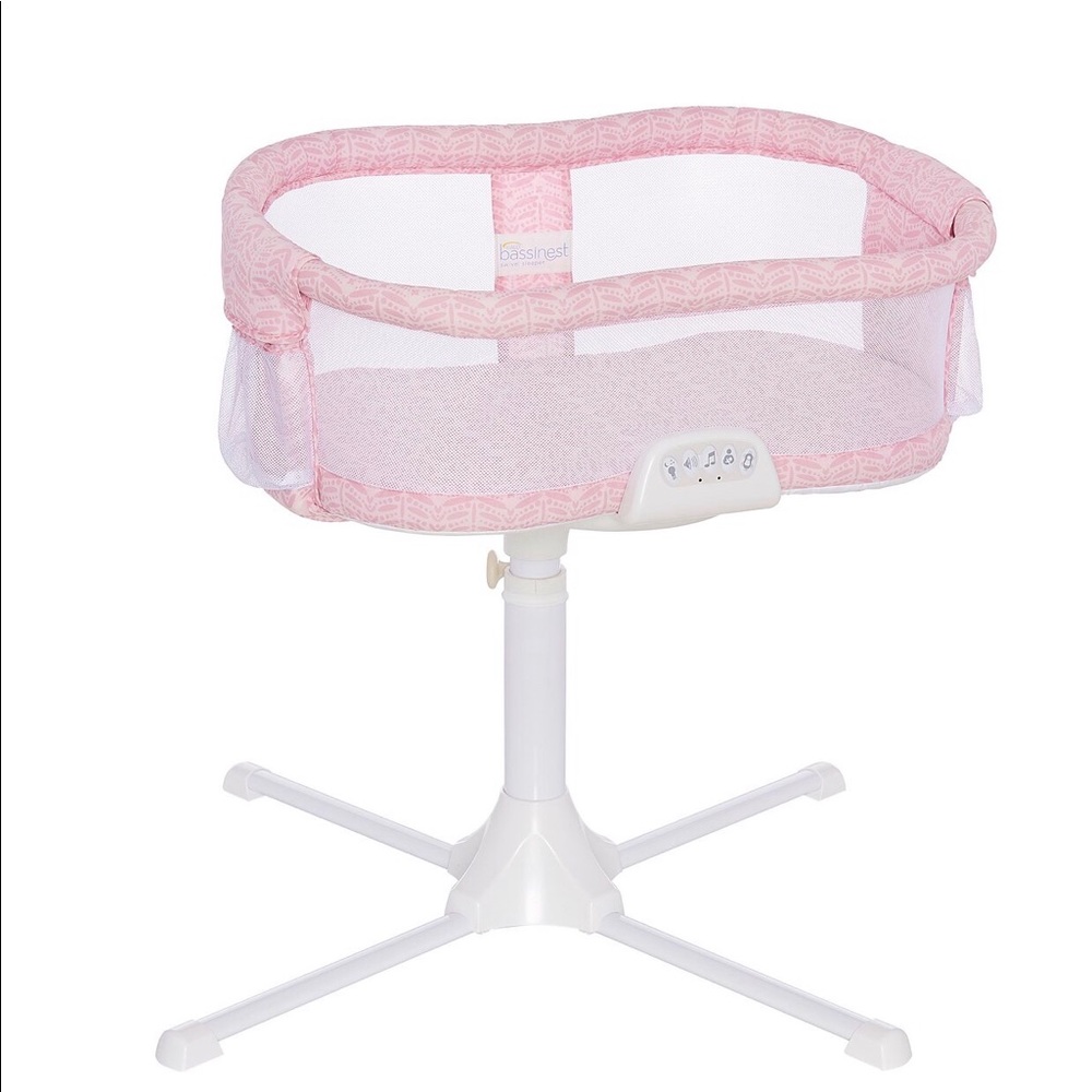 Pink Halo Bassinet
